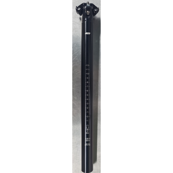 NC-17 Sattelstütze Empire Pro 400mm schwarz